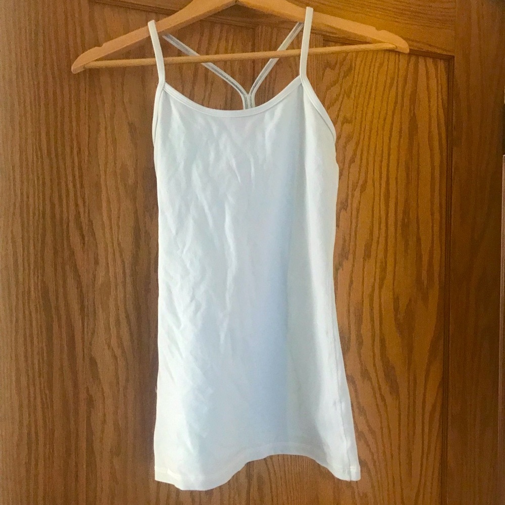 Lululemon, white
